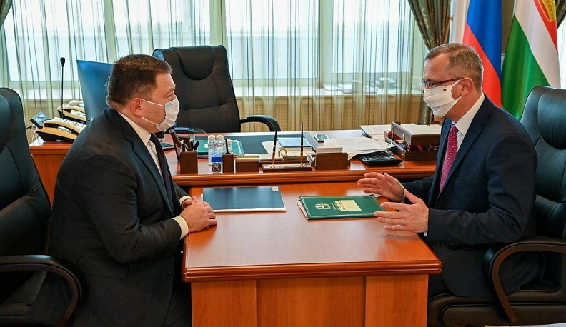 Владислав Шапша встретился с председателем ПСБ Петром Фрадковым