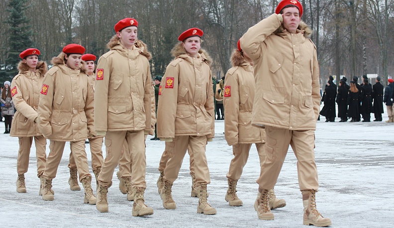 Школьники Калужского региона показали высокий уровень строевой подготовки