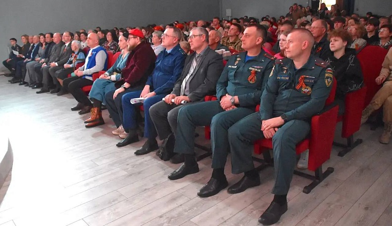 В Людинове прошла премьера фильмов про участников СВО