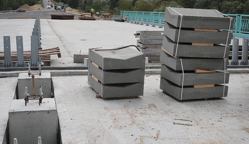 Новый мост через реку Белая планируют открыть накануне Дня дорожника