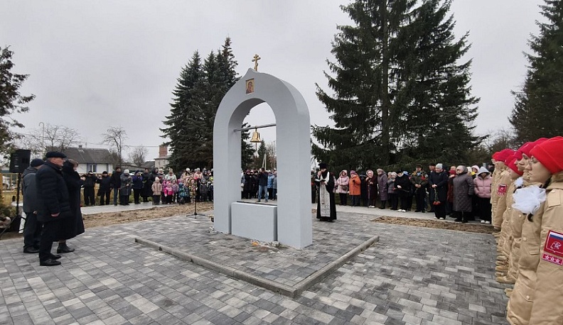 В Жиздре открыли памятник участникам СВО