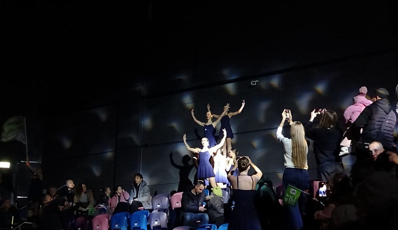 Калужские хоккеисты продолжают одерживать победы на домашней арене