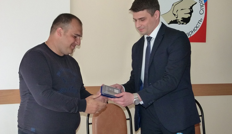 Калужский профсоюз работников здравоохранения отметил героев