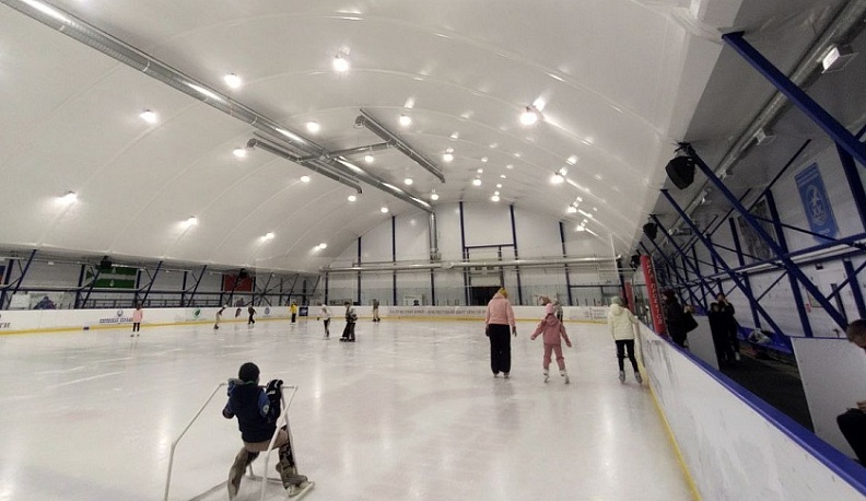 В Калуге полиция проводит проверку по факту драки на катке