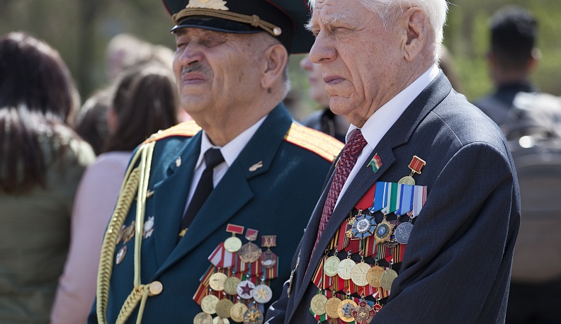 Калужские школьники продемонстрировали фланкировку и фигурную маршировку