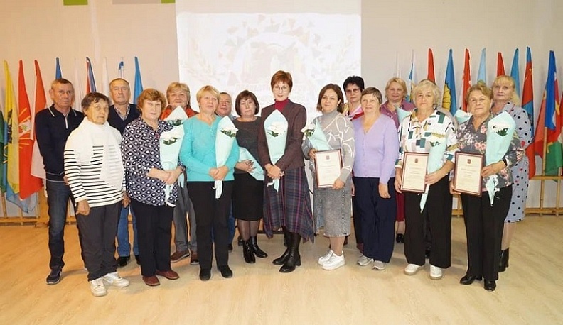 В Козельске поощрили лучшие ветеранские подворья
