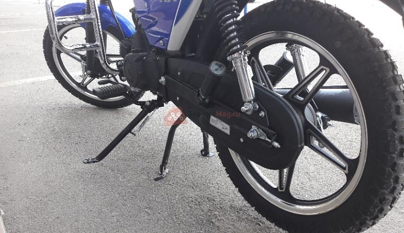 В Дзержинском районе водитель "СЕАЗа" сбил 15-летнюю девочку на мопеде