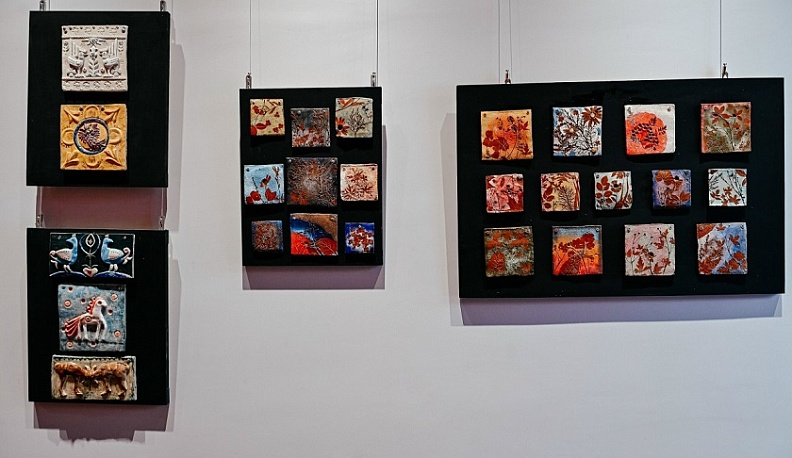 Выставка мастерской керамики проходит в калужском Инновационном культурном центре