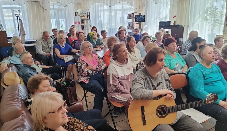 Кондровская центральная районная библиотека отмечает 90-летний юбилей