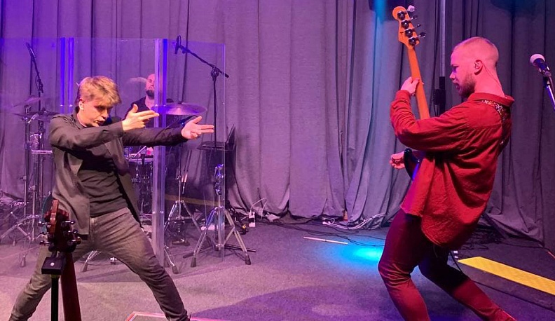 Нуар-шансон из северной столицы