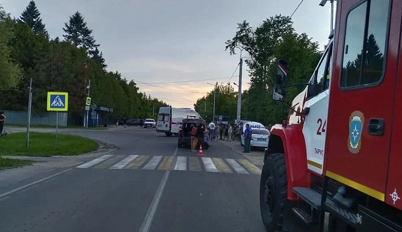 В Тарусе пьяный депутат-самовыдвиженец сбил женщину