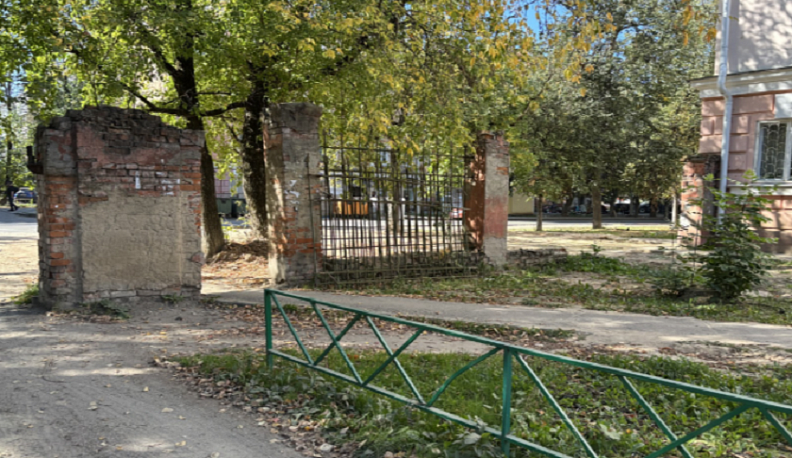 Администрация Калуги требует правоустанавливающие документы на самовольные постройки