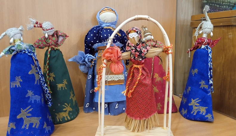 Традиционную народную куклу показывают в калужском Доме мастеров