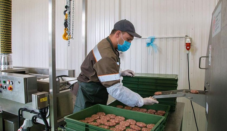 Калужские предприятия продолжают выпуск продуктов питания