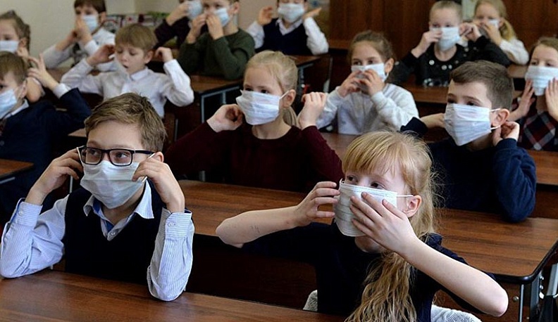 Глава региона потребовал обеспечить безопасность детей в школах