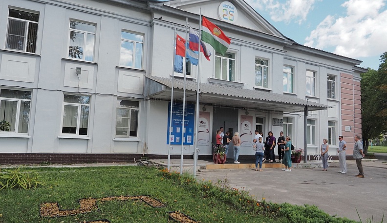 Родители проверили готовность калужской школы №25 к новому учебному году