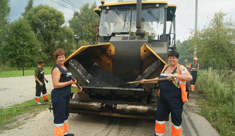 На улицах райцентра становится уютнее