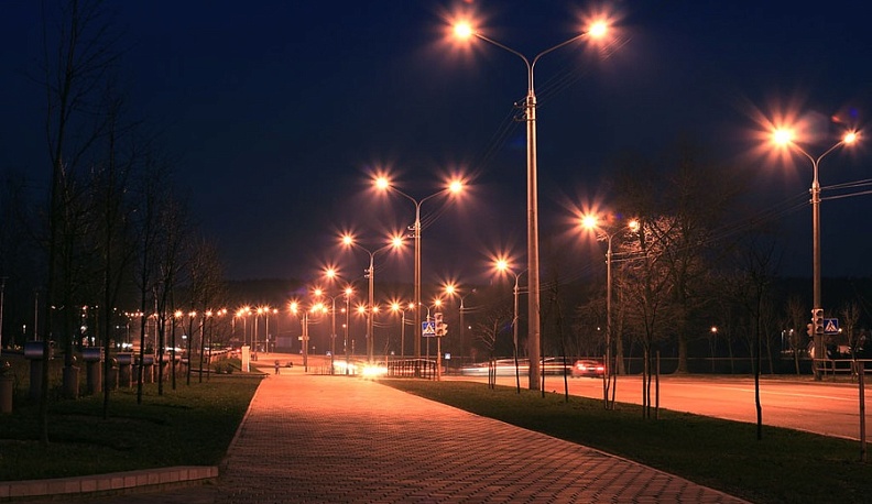 В Калужской области чинят уличное освещение