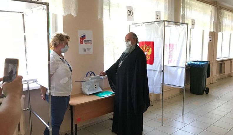 Епископ Козельский и Людиновский Никита принял участие в голосовании
