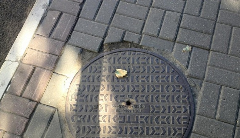 В Обнинске задержали вора чугунных крышек люков