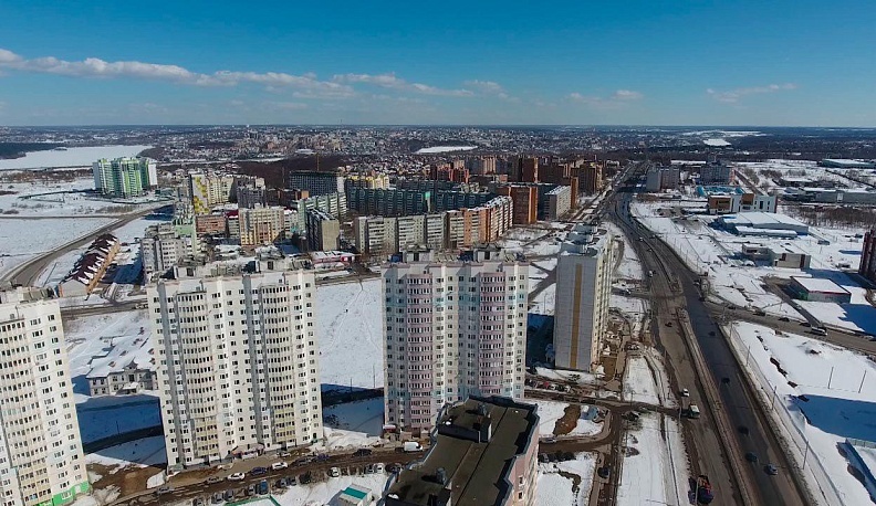 Калужский депутат считает, что дворы на Правобережье можно убирать лучше