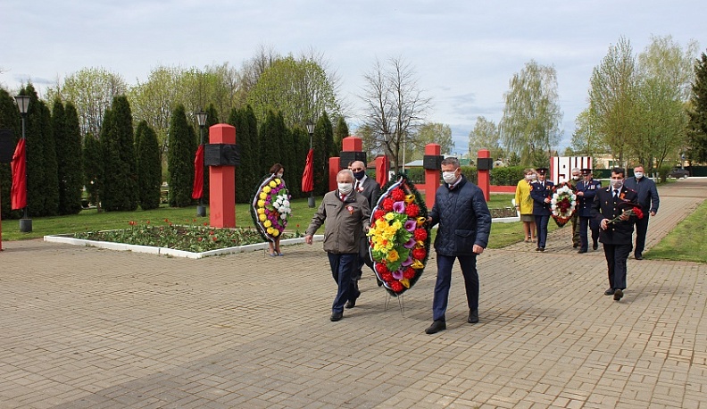 В Мосальске почтили память погибших воинов
