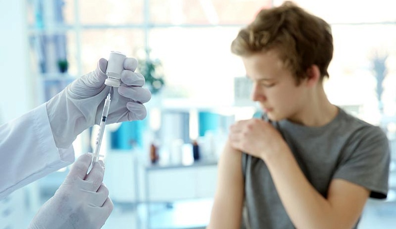 В России зарегистрирована вакцина для подростков
