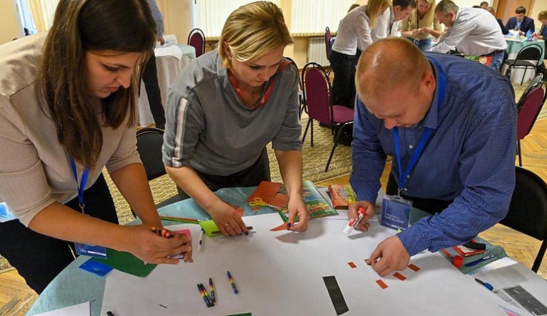 В Калуге 180 участников управленческого конкурса представили 30 проектов