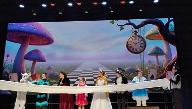 Школьный театр с другой стороны показывает региональный методический форум, открывшийся в Калуге 