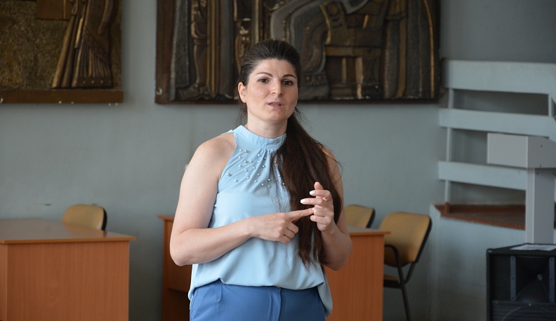 В Калужской областной библиотеке имени В. Г. Белинского провели мастер-класс по ораторскому искусству