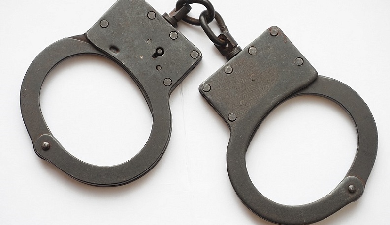 20-летний мошенник из Саратовской области обманывал калужан, имитируя женский голос