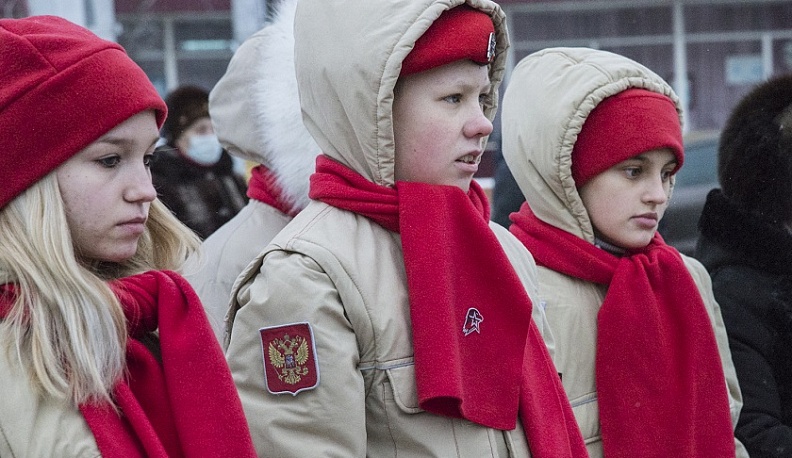 Владислав Шапша возложил цветы к Могиле Неизвестного солдата