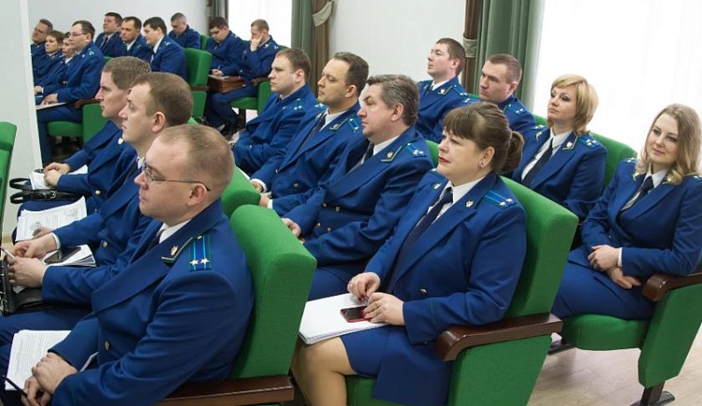 За год калужские прокуроры разрешили 12 тысяч обращений 