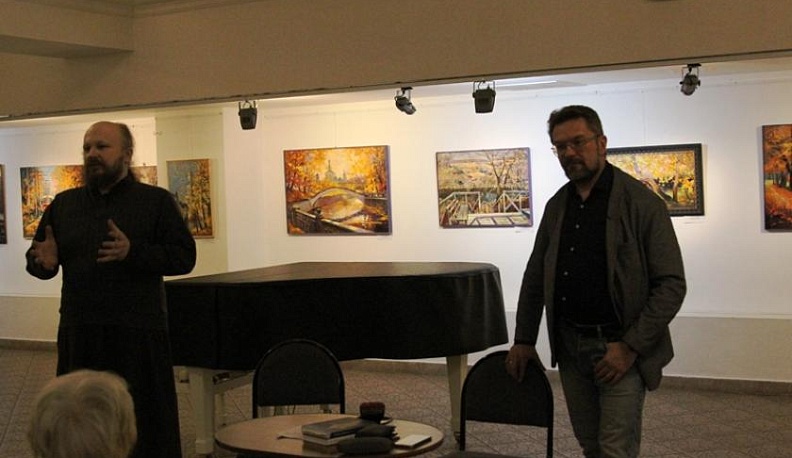 Андрей Десницкий рассказал калужанам о попе Упыре