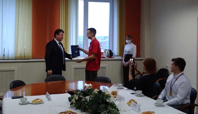 В Калуге наградили призеров IX Национального чемпионата «Молодые профессионалы»