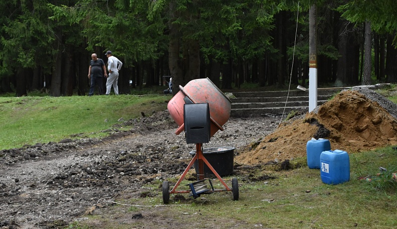 Территория Сукремльского лесопарка в Людинове благоустроена на 50%