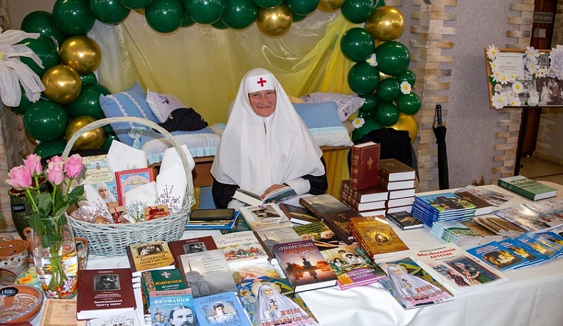 В Жиздре прошел благотворительный праздник «Белый цветок»