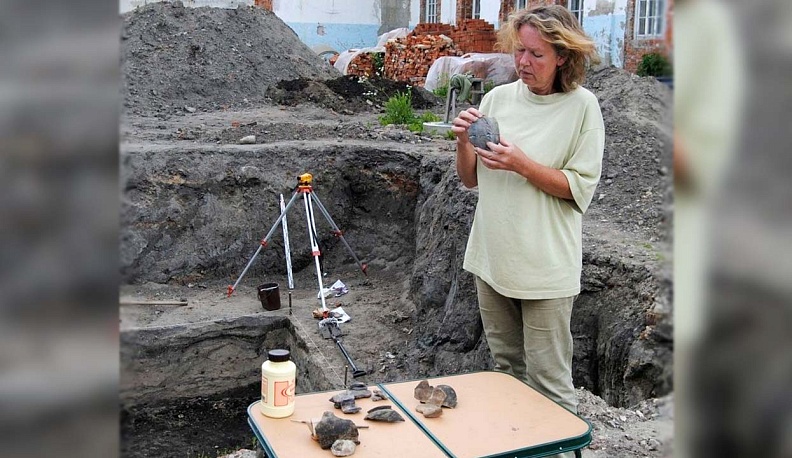 Железный век и нежные цветы