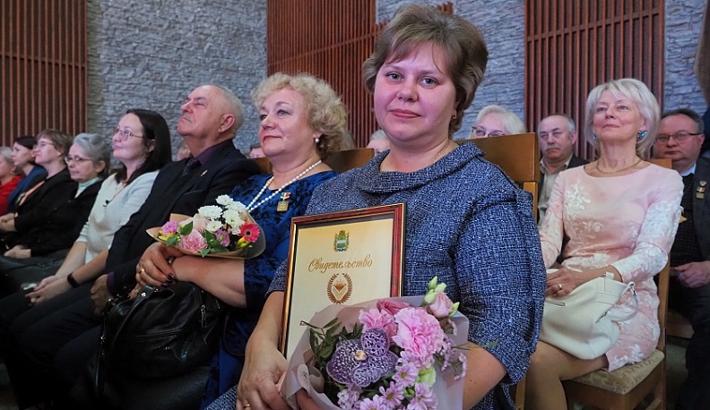 Калужских работников техникумов и колледжей поздравили с профессиональным праздником