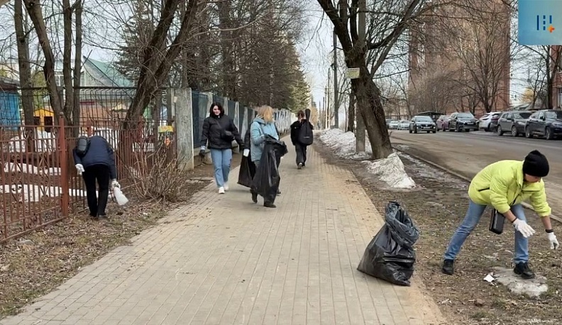 В первом калужском субботнике приняли участие около 400 человек