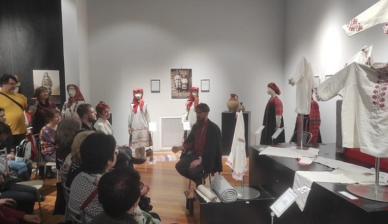 На «УграФесте» в Калуге прозвучали былины в традиционном исполнении