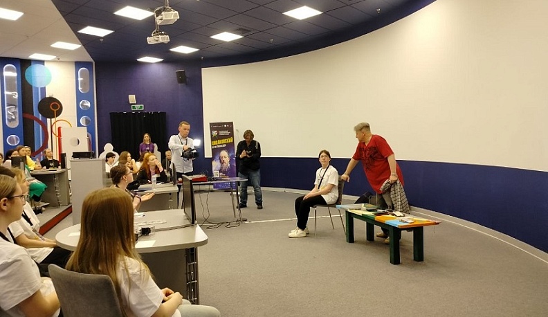 Калужане поучились актёрскому мастерству у звезды шоу «6 кадров»