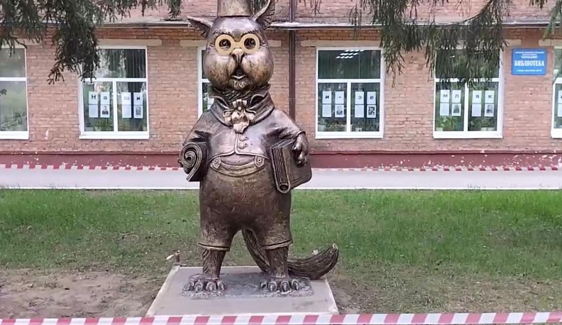 В Жукове продолжаются работы по благоустройству сквера имени А. И. Берга