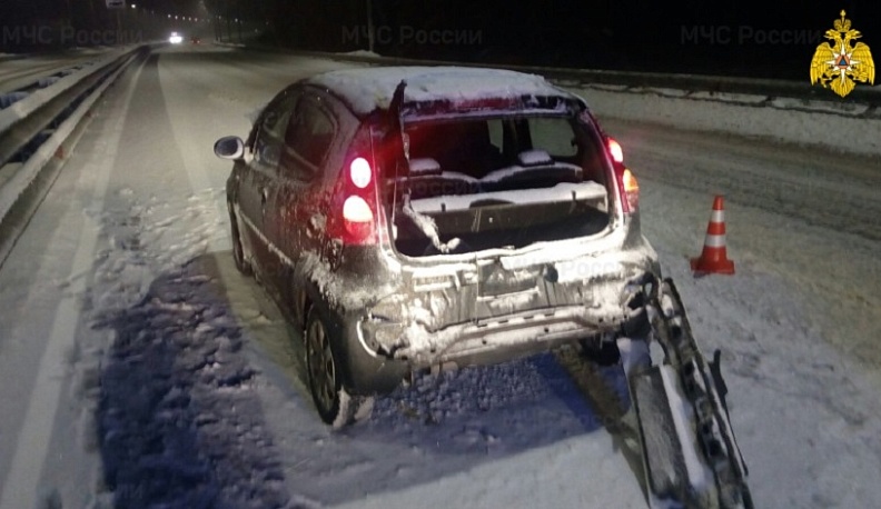 При столкновении иномарок в Дзержинском районе пострадал человек