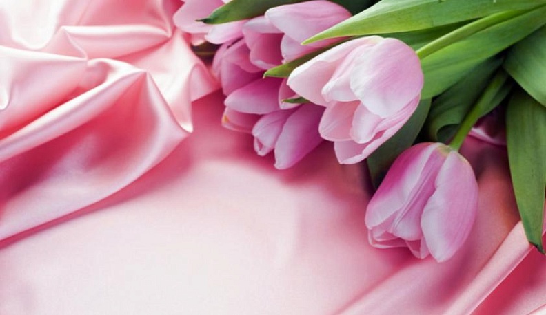 Депутат Государственной Думы Геннадий Скляр поздравил калужанок с весенним праздником