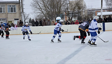 В селе Перемышль состоялся Чемпионат Офицерской Хоккейной Лиги