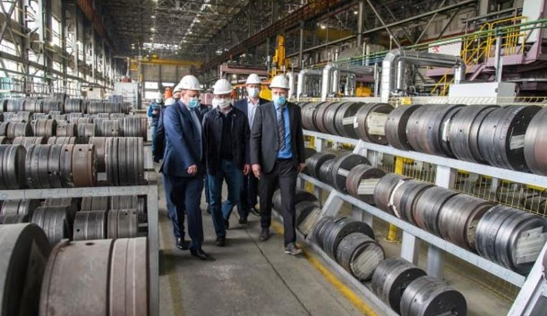 Владислав Шапша обсудил с руководством «ВМК Инвест» варианты поддержки предприятия