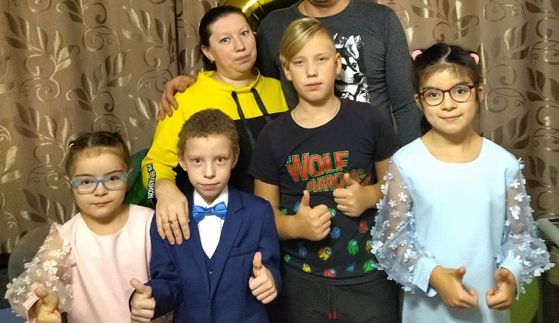 Награжденная знаком «Признательность» жительница Калужской области рассказала о своей многодетной семье