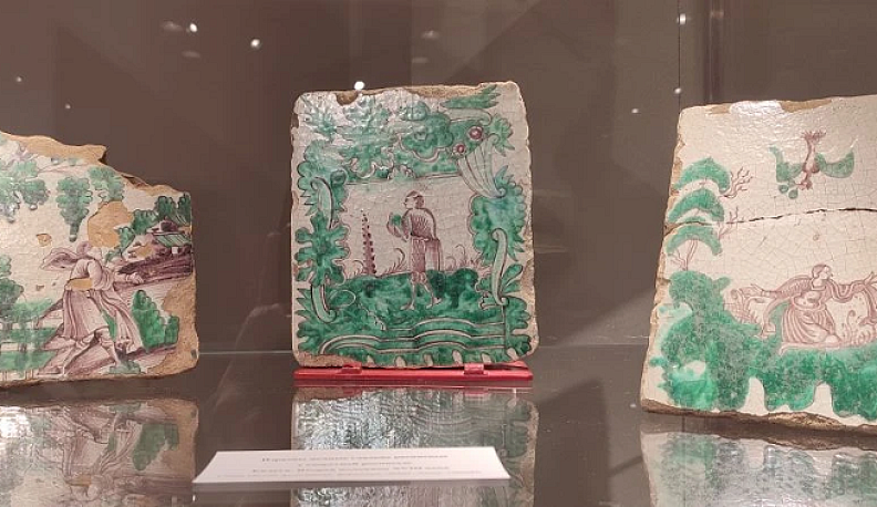 Уникальные изразцы XVIII – XIX веков впервые показывают в Калуге