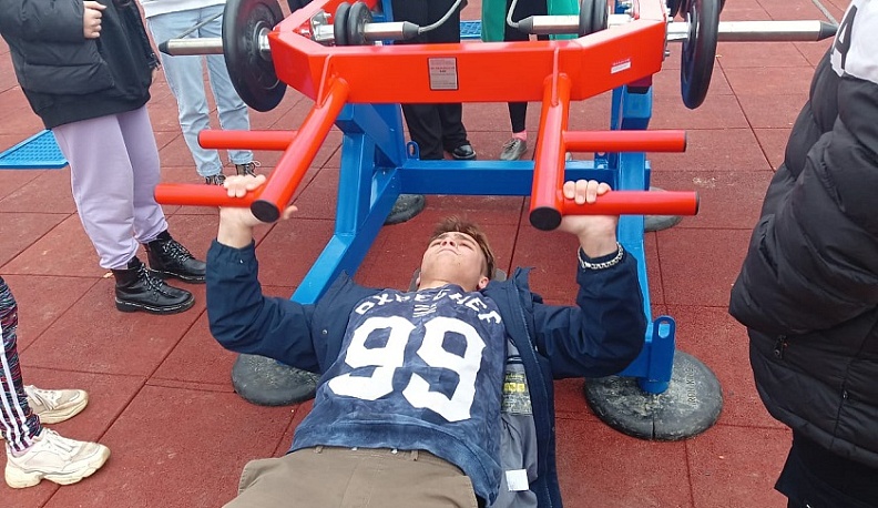 В селе Букань Людиновского района торжественно открыли спортивную площадку